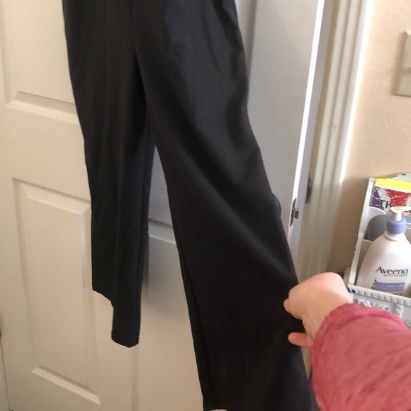 Black pant suit - Picture 3 of 3